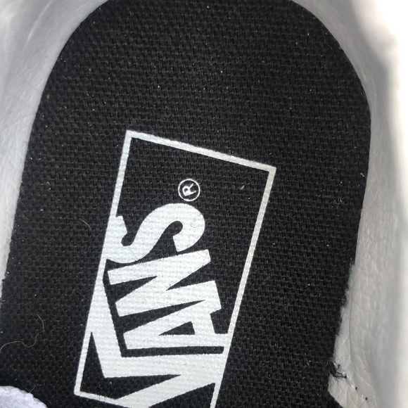 checkers vans size (3/2) man (5) woman🔥 - Picture 5 of 5